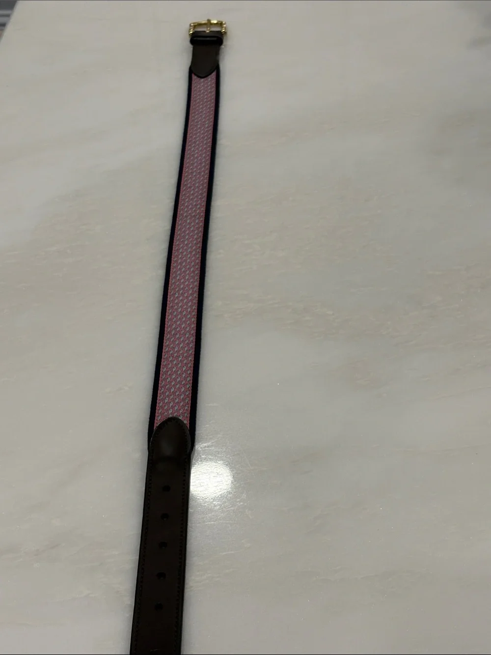 Vineyard Vines Whale Pattern Pink Navy belt
